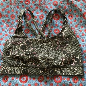 lululemon athletica Intimates & Sleepwear - Lululemon sports bra lululemon athletica Intimates & Sleepwear - Lululemon sports bra